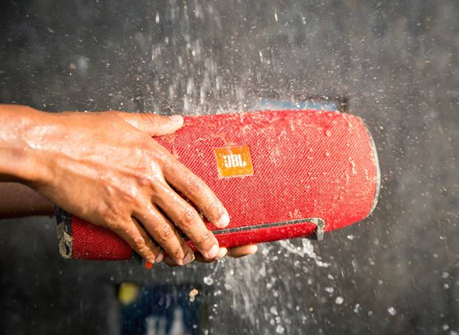 loa JBL chống nước